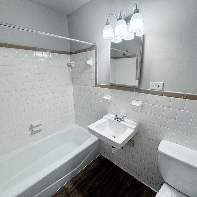 Building Photo - 2572 Alcott Rd