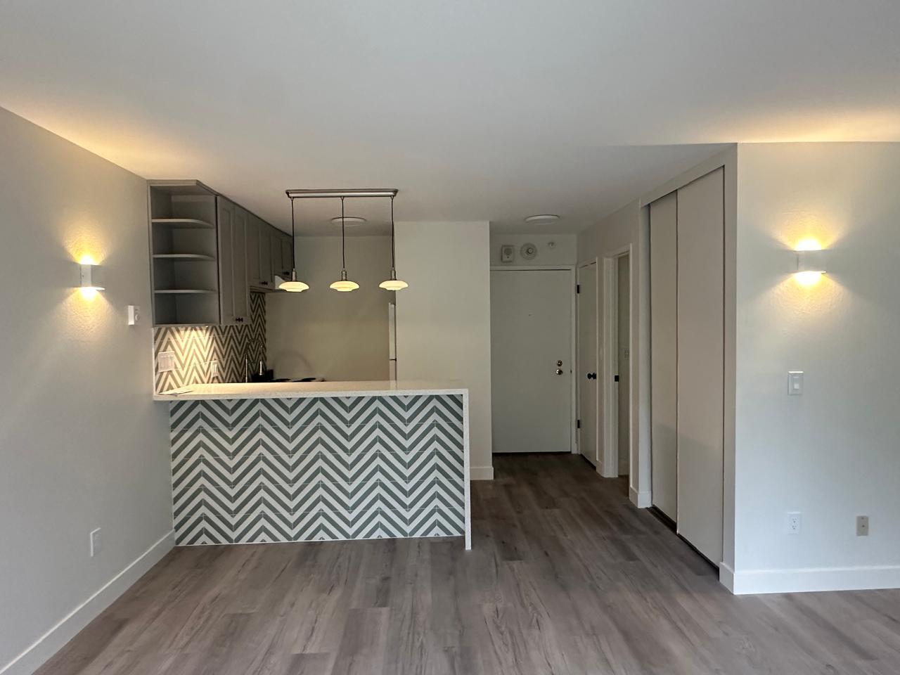 Building Photo - 6 Admiral Dr