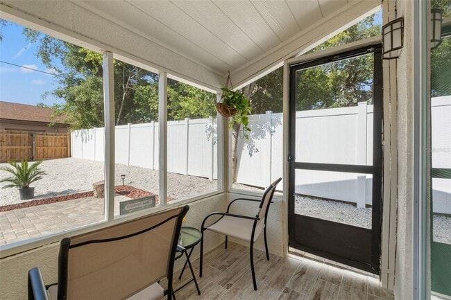 Building Photo - 439 E Boyer St