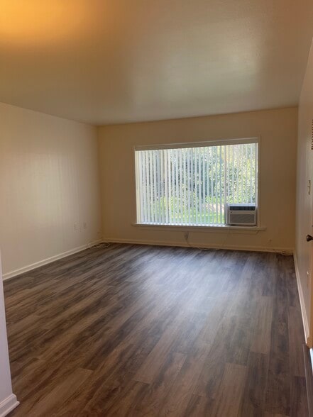 Building Photo - 1316 Sylvan Blvd