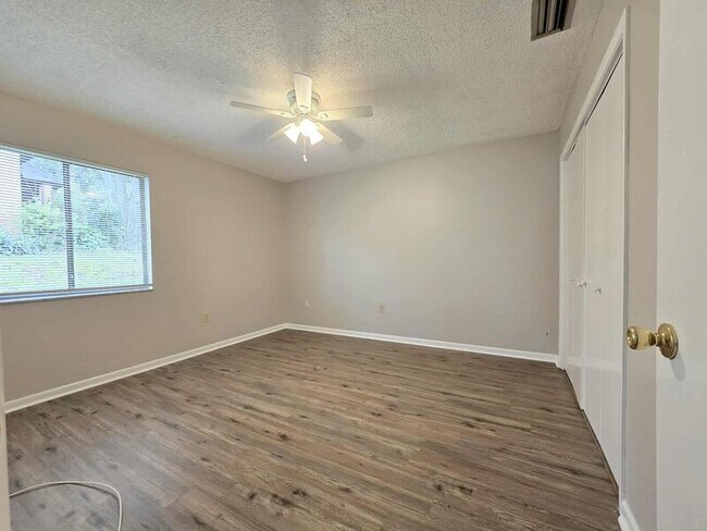 Building Photo - 4604 Dillwyn Dr