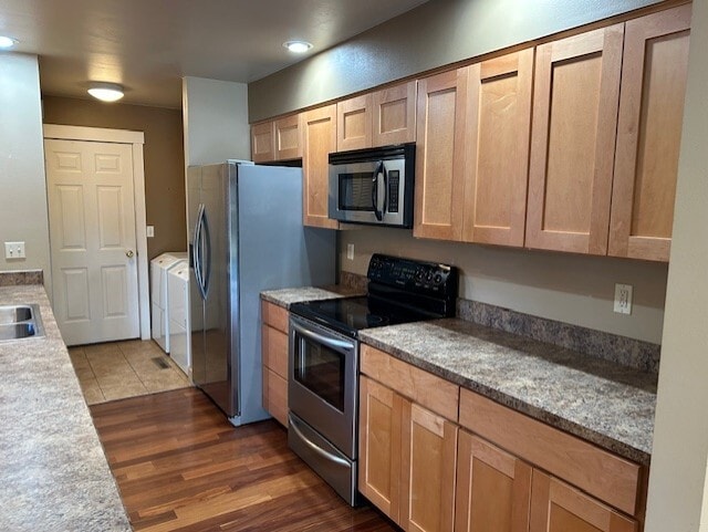 Building Photo - 1008 Poly Dr