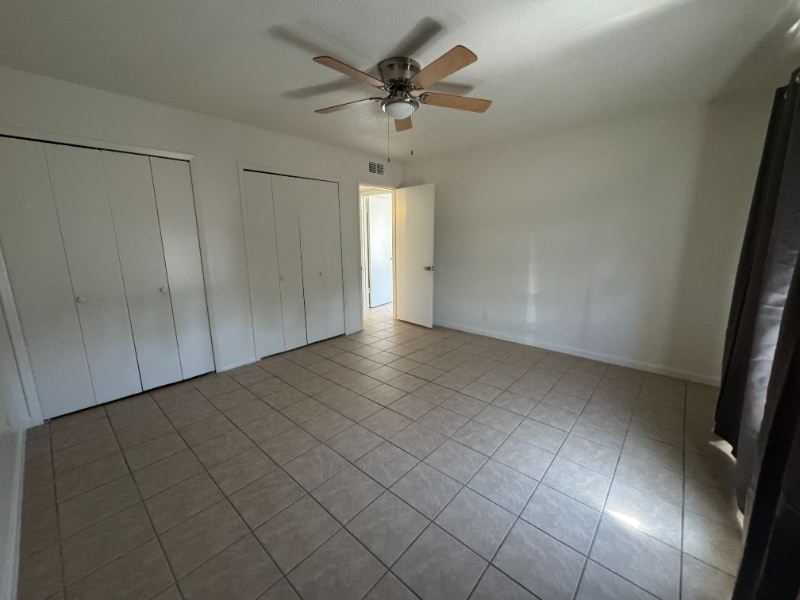 Building Photo - 1237 Sunny Ridge Dr
