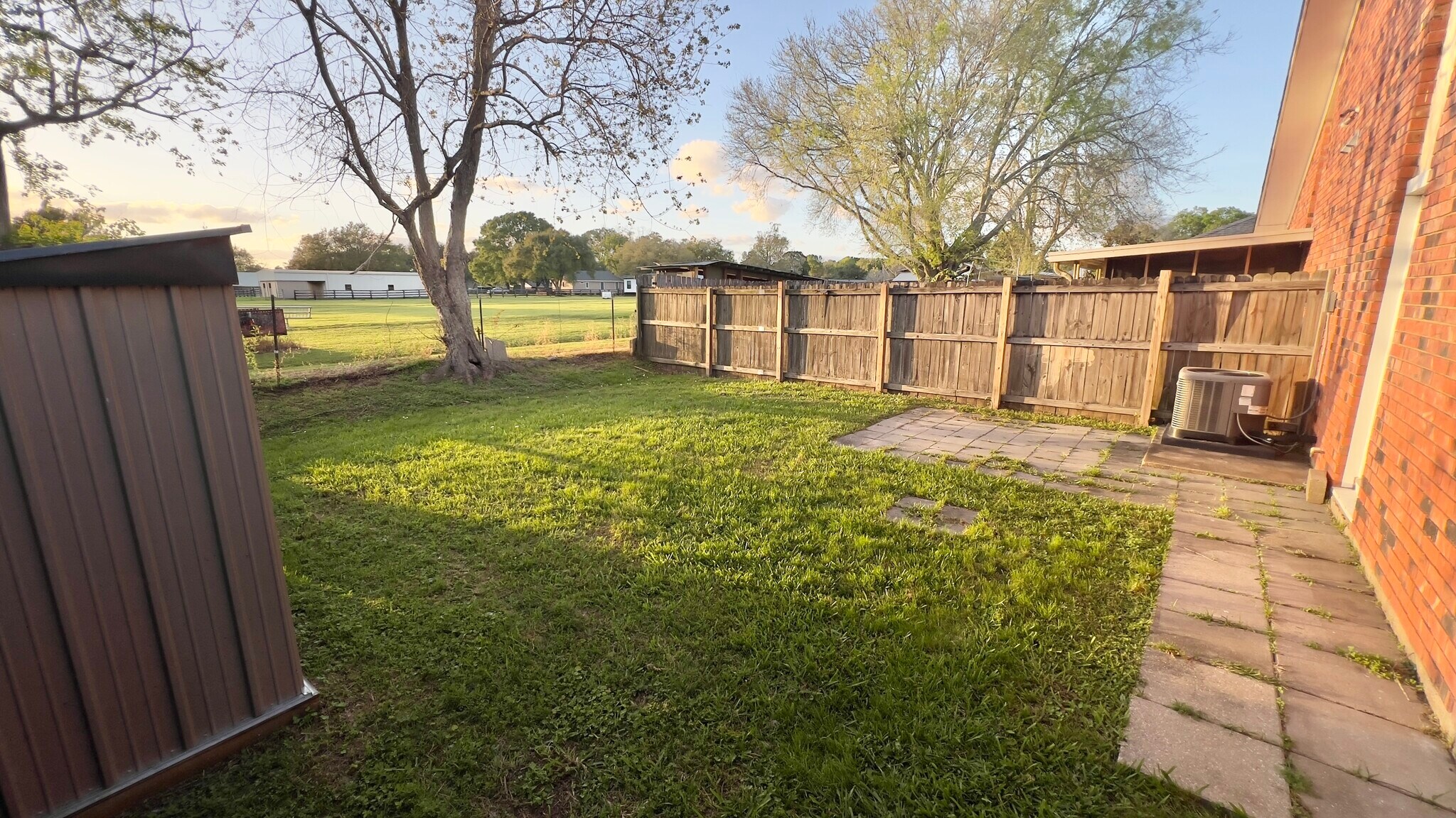 Building Photo - 313 Titan Dr