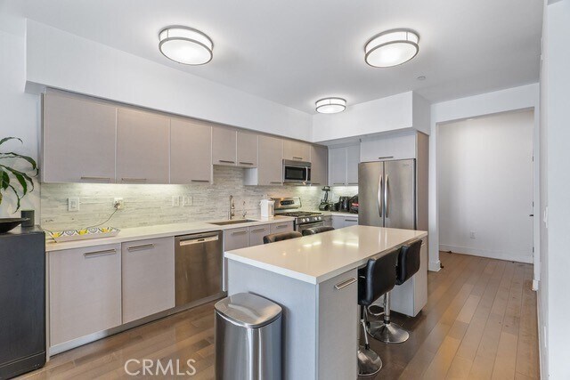 Building Photo - 1817 Prosser Ave