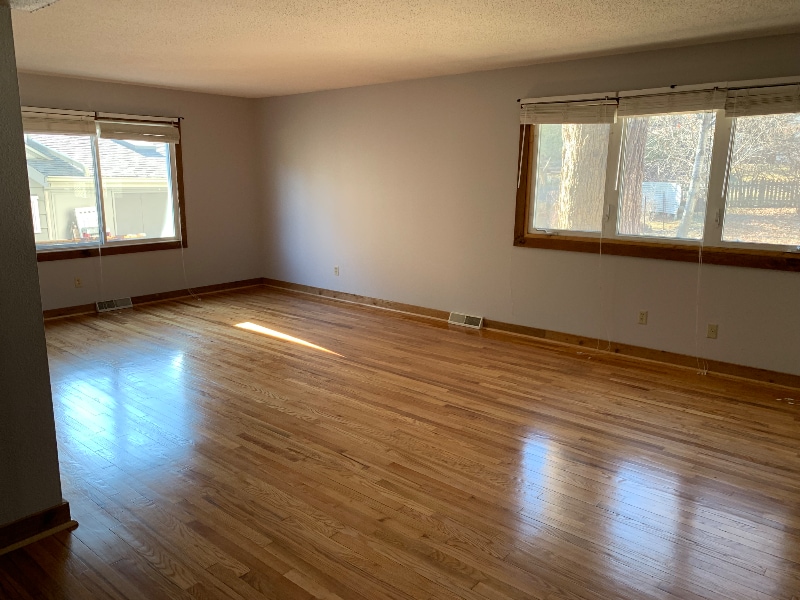 Building Photo - 225 Teeters Ct