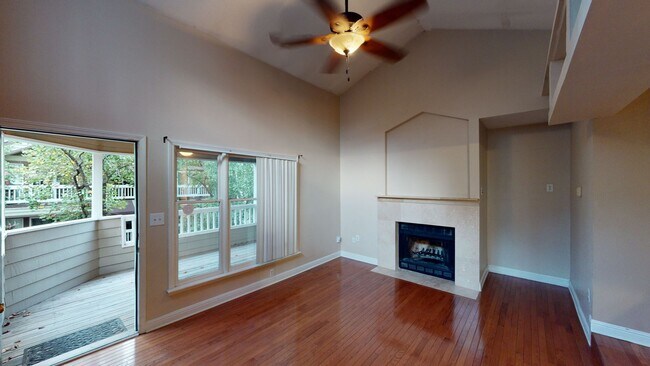 Primary Photo - Wonderful Uptown renovated top floor condo!