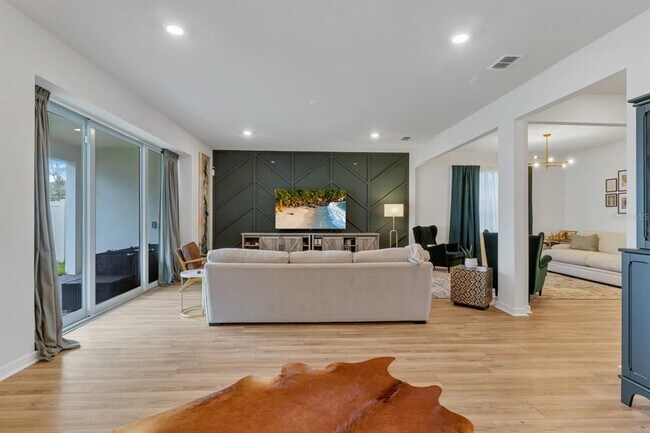 Building Photo - 5674 Arborvista Dr