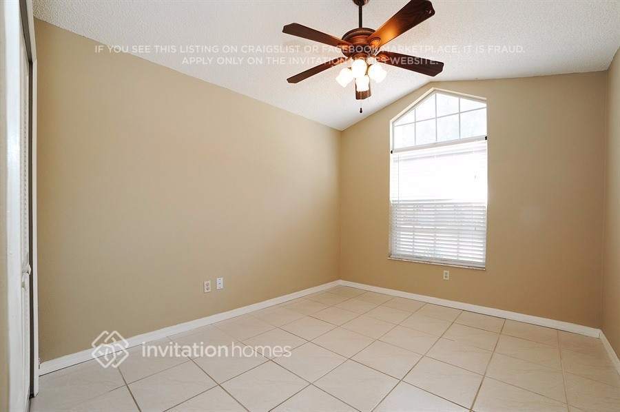 Building Photo - 1840 Candlestick Ct