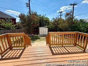 Primary Photo - 218 Jardin Vista