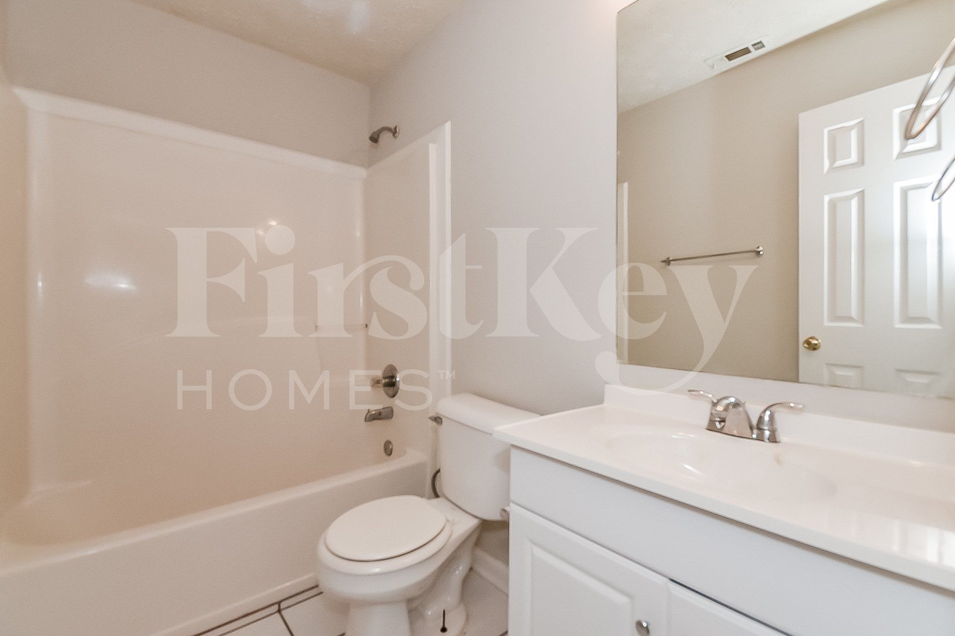 Building Photo - 5205 Alexander St