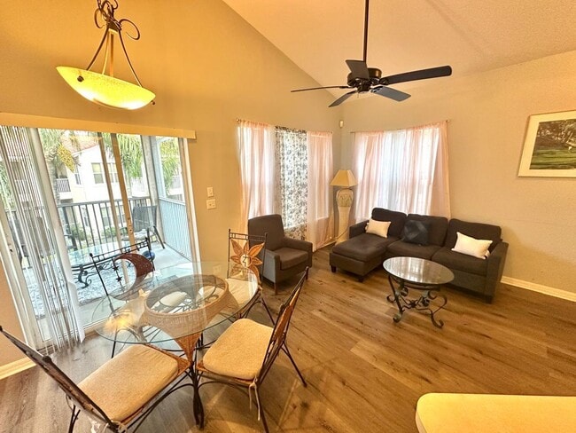 Building Photo - 9967 Perfect Dr