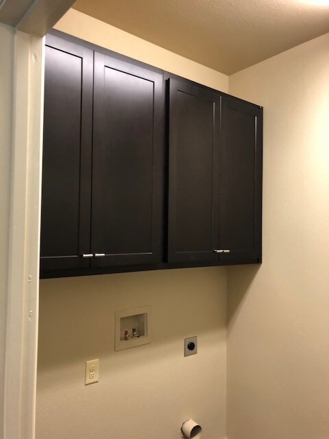 Building Photo - ***4 Bedroom, 2.5 Bath Townhouse**** Walking distances to UNT****