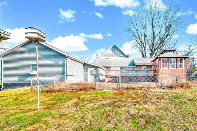 Building Photo - 25998 N Dal Bar Rd