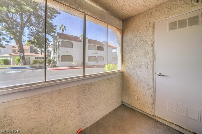 Building Photo - 3411 Sunfish Dr