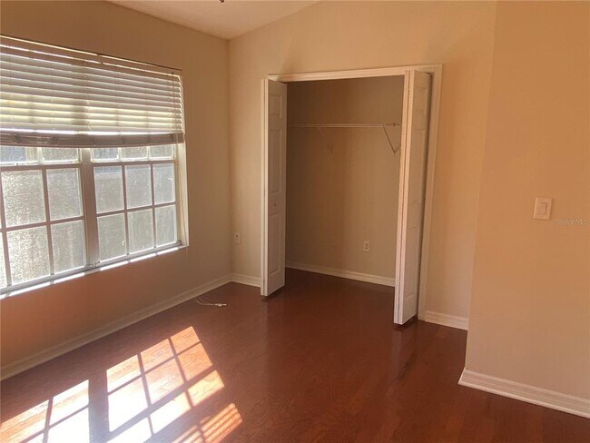 Building Photo - 18926 Duquesne Dr