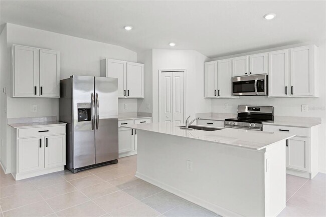 Building Photo - 2110 Marksman Rd