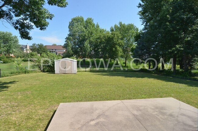 Building Photo - 372 Willshire Ct NE
