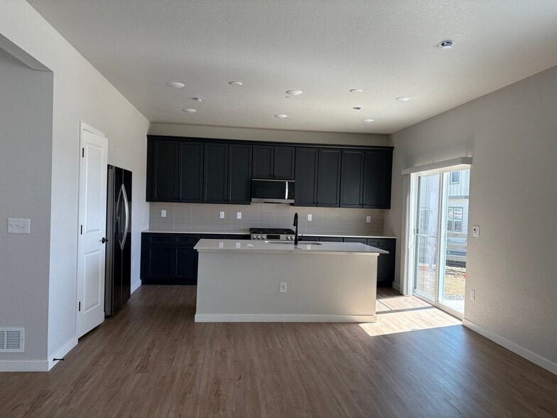 Building Photo - 9443 Danube St