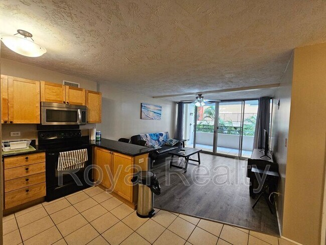 Building Photo - 430 Kaiolu St