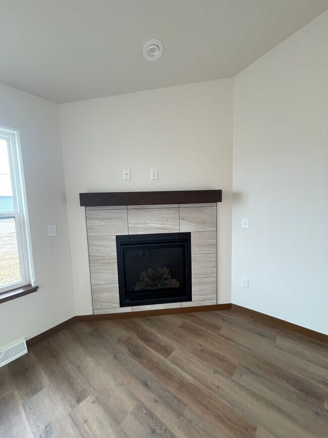 Building Photo - 1005 Morning Star Ln