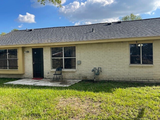 Building Photo - 12019 Kings Grove Dr