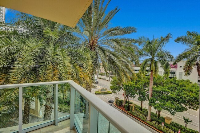 Building Photo - 2501 S Ocean Dr