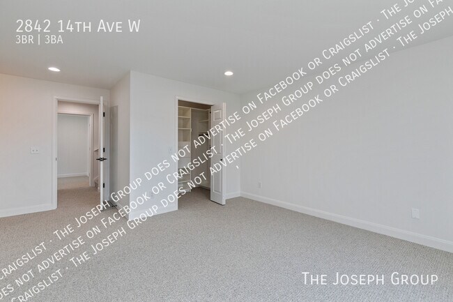 Building Photo - 2842 14th Ave W
