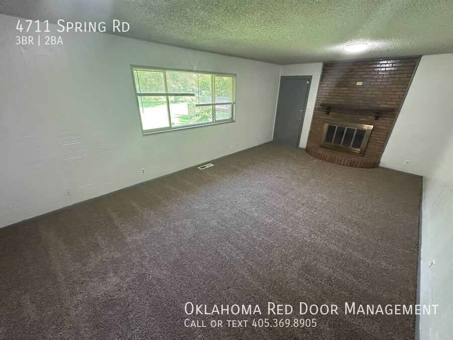 Building Photo - 4711 Spring Rd