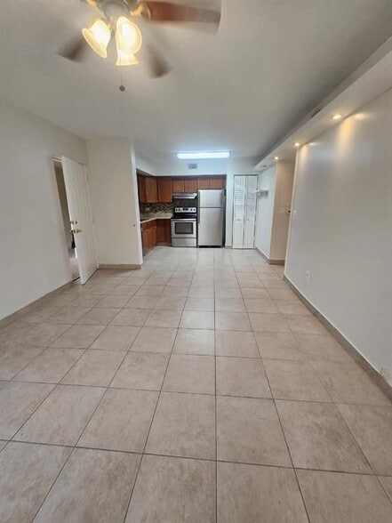 Building Photo - 3680 N 56th Ave