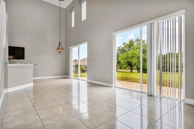 Building Photo - 1928 Sawfish Dr