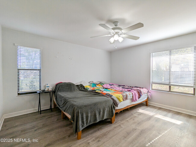 Building Photo - 2171 Derringer Cir S