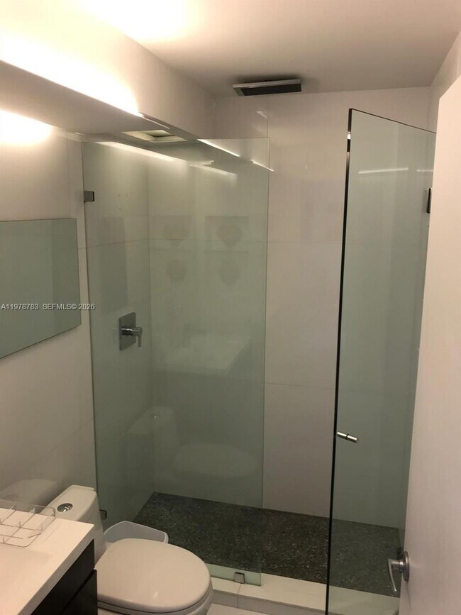 Building Photo - 770 Claughton Island Dr