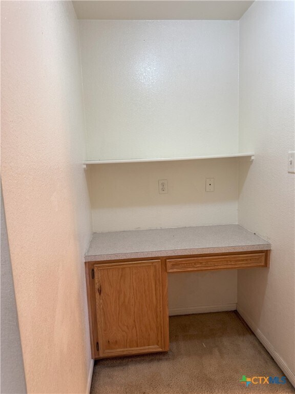 Building Photo - 1306 Chips Dr