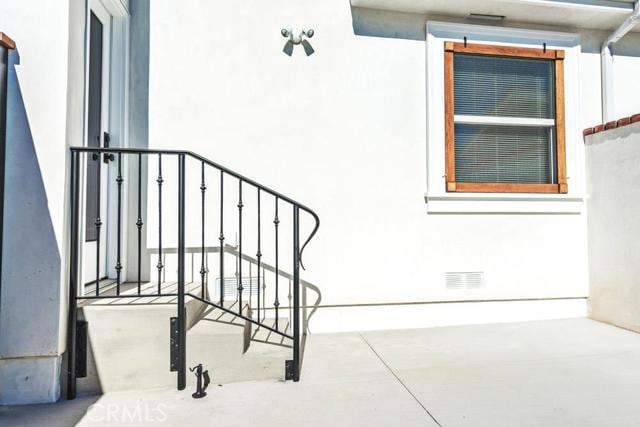 Building Photo - 545 N Olive St