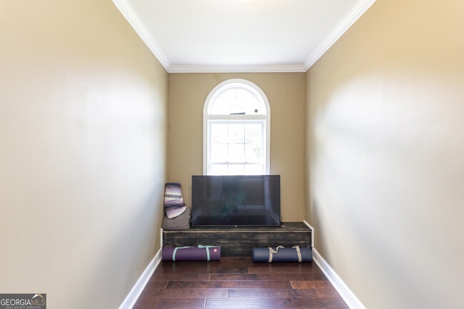 Building Photo - 27 Portico Pl