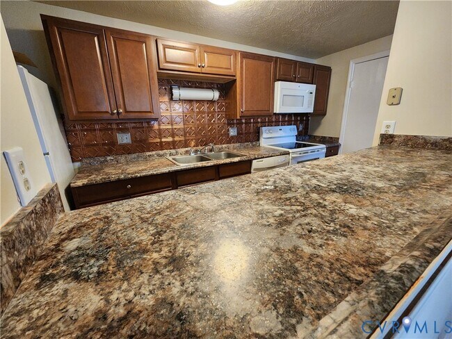 Building Photo - 9396 Wind Haven Ct