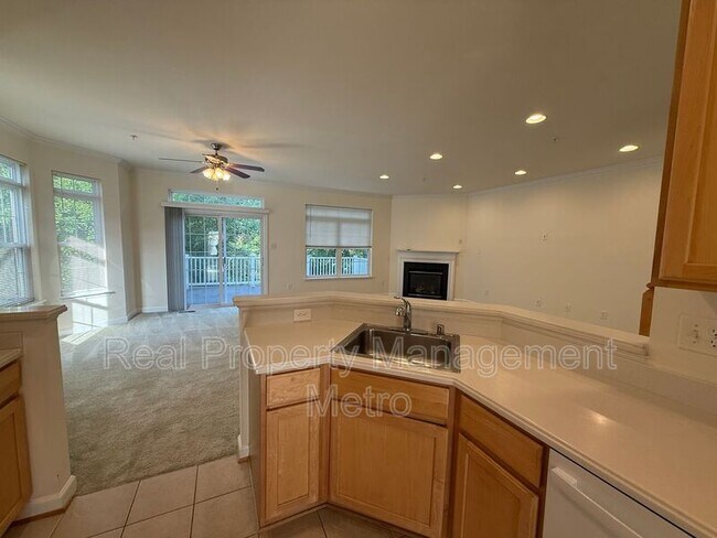 Building Photo - 9725 Evening Bird Ln