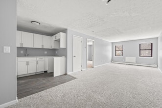 24 Peck Street #B-10 - 20-30 Peck St