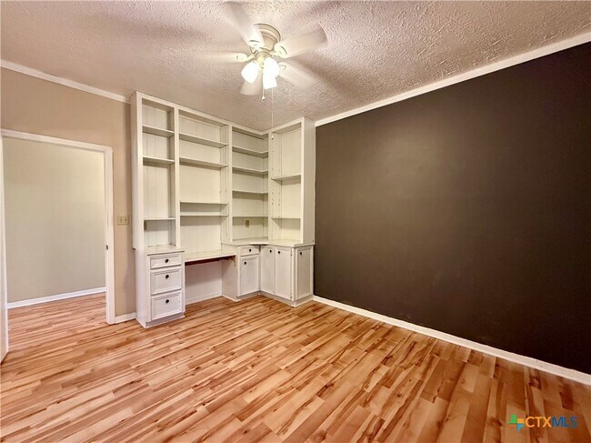 Building Photo - 101 Blanco St