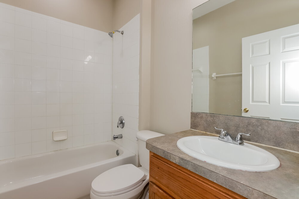 Building Photo - 502 Magnolia Pointe Ct
