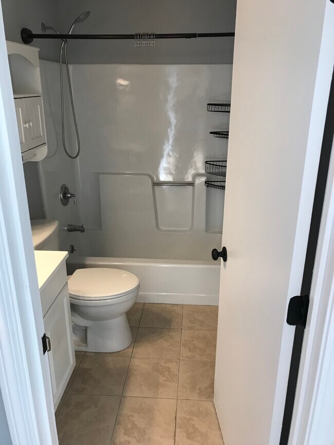 Building Photo - 1301 White Cedar Blvd