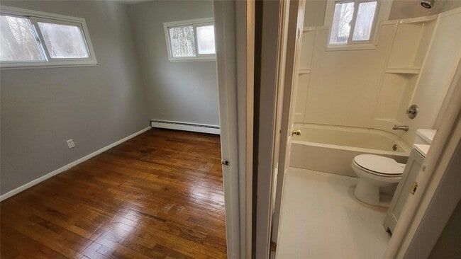 Building Photo - 40 Haviland Rd