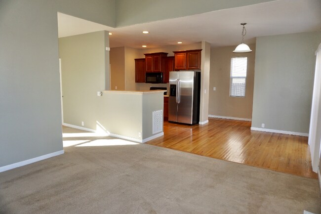 Building Photo - 11882 Trissino Heights
