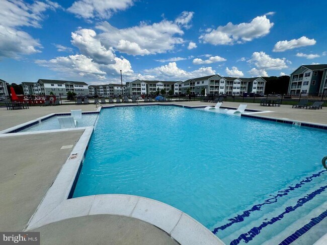 Building Photo - 33737 Skiff Aly