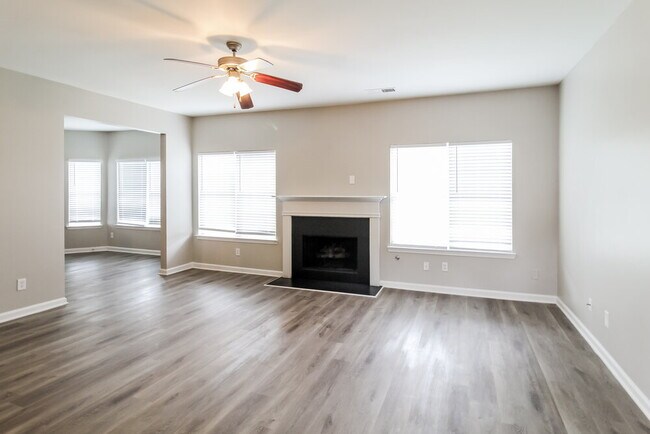 Building Photo - 1471 Ewing Farm Dr
