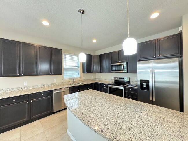 Building Photo - Single family house in Lake Nona! Gate community & A rated school within 2 mins and lots of ameni...