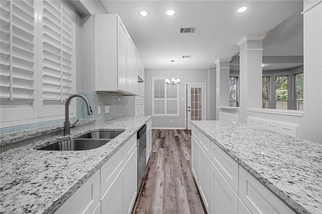 Building Photo - 13556 Anarosa Loop