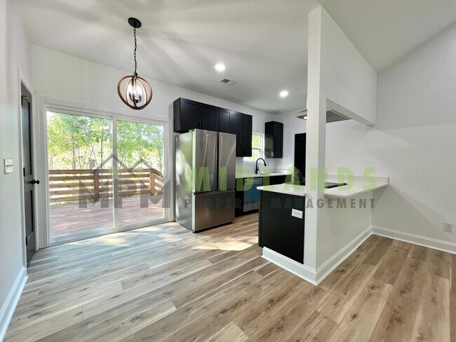 Building Photo - 1506 Donna Dr