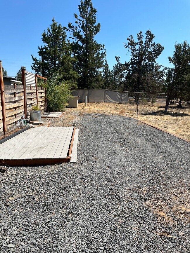 Building Photo - Cozy updated home in Crooked River Ranch o...